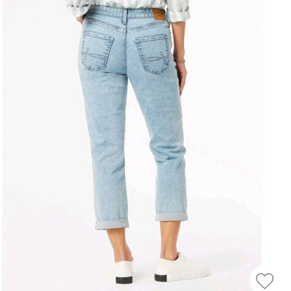Denizen Levi's Light Mid-Rise Cropped Boyfriend Light Blue Jeans Women’s Size 33 - Picture 2 of 11